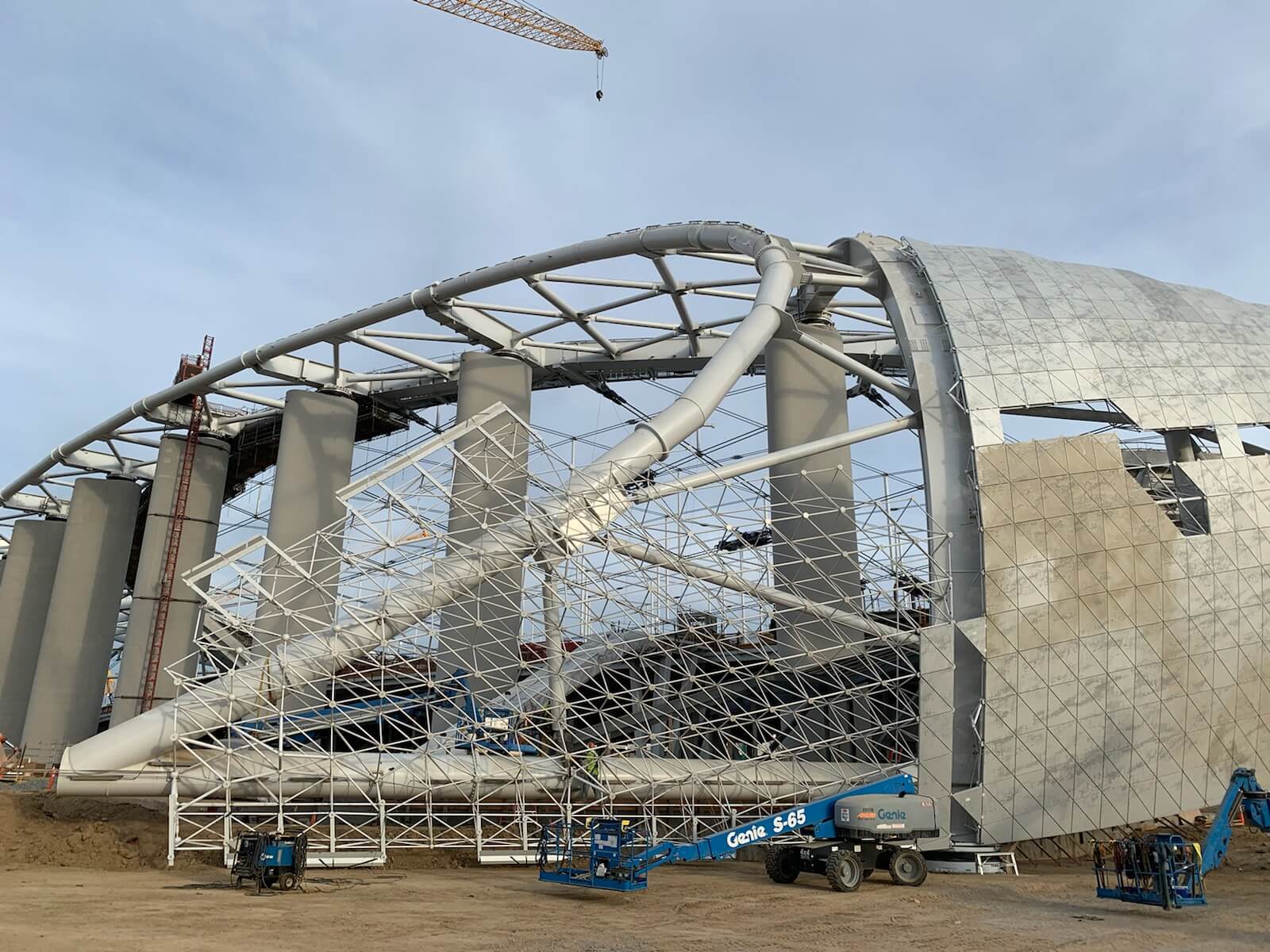 Details o roof steel structure fabrication for SoFi Stadium